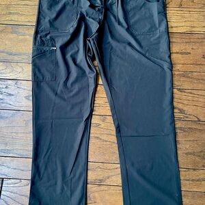 Women’s scrub Black Cargo Pants